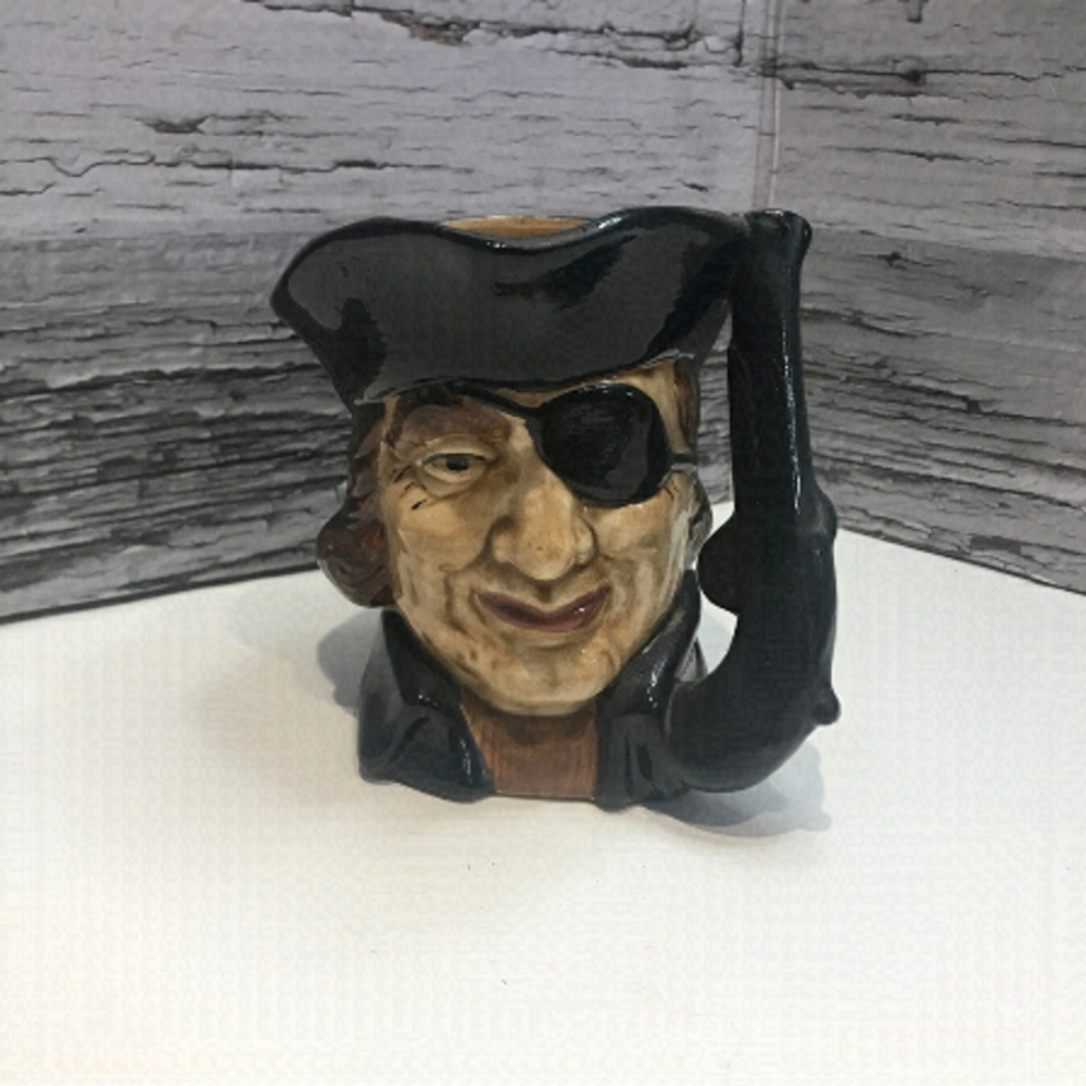 𝅺vintage Pirate Captain Character Mug